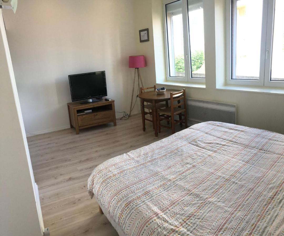 Le Comtois, studio au calme proche de la gare Besançon Esterno foto